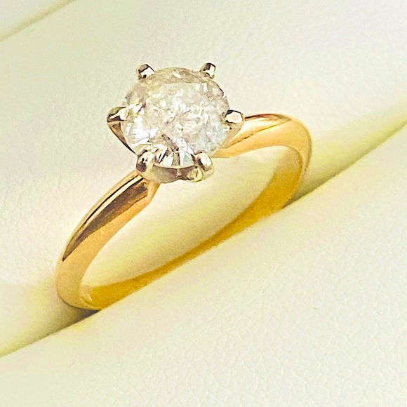 1.04 carat DIAMOND SOLITAIRE 14k GOLD RING - Picture 3 of 9